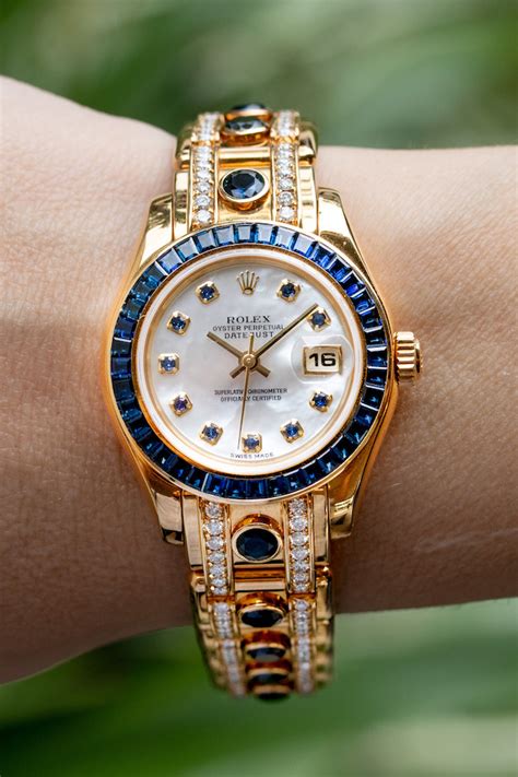 ladies rolex pearlmaster